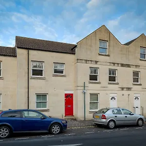  Apartment Breaks United Kingdom